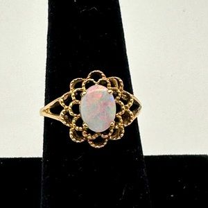 VINTAGE FILIGREE  10K YELLOW GOLD RING WITH NATURAL OPAL, SIZE 7.25